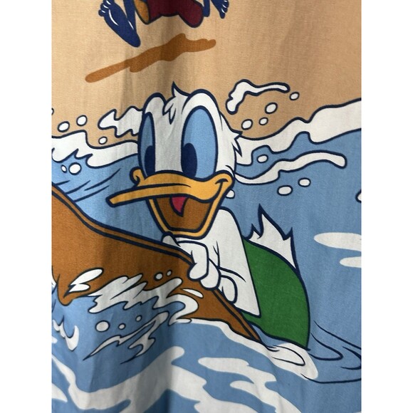 Vintage Disney Store Mens Button Hawaiian Shirt Mickey Donald Goofy Volcano XXL - Picture 4 of 7